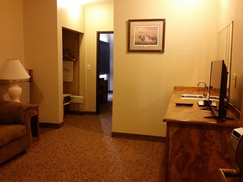 Baymont By Wyndham Spearfish Hotel Ngoại thất bức ảnh